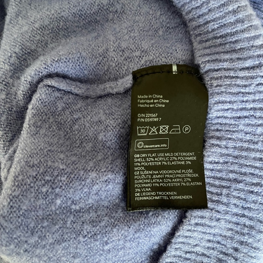 H&M Women's Sweater - Picture 5 of 6